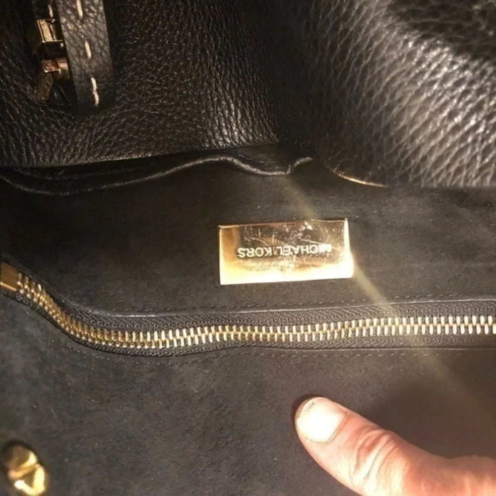 Michael kors luxury collection black leather bag